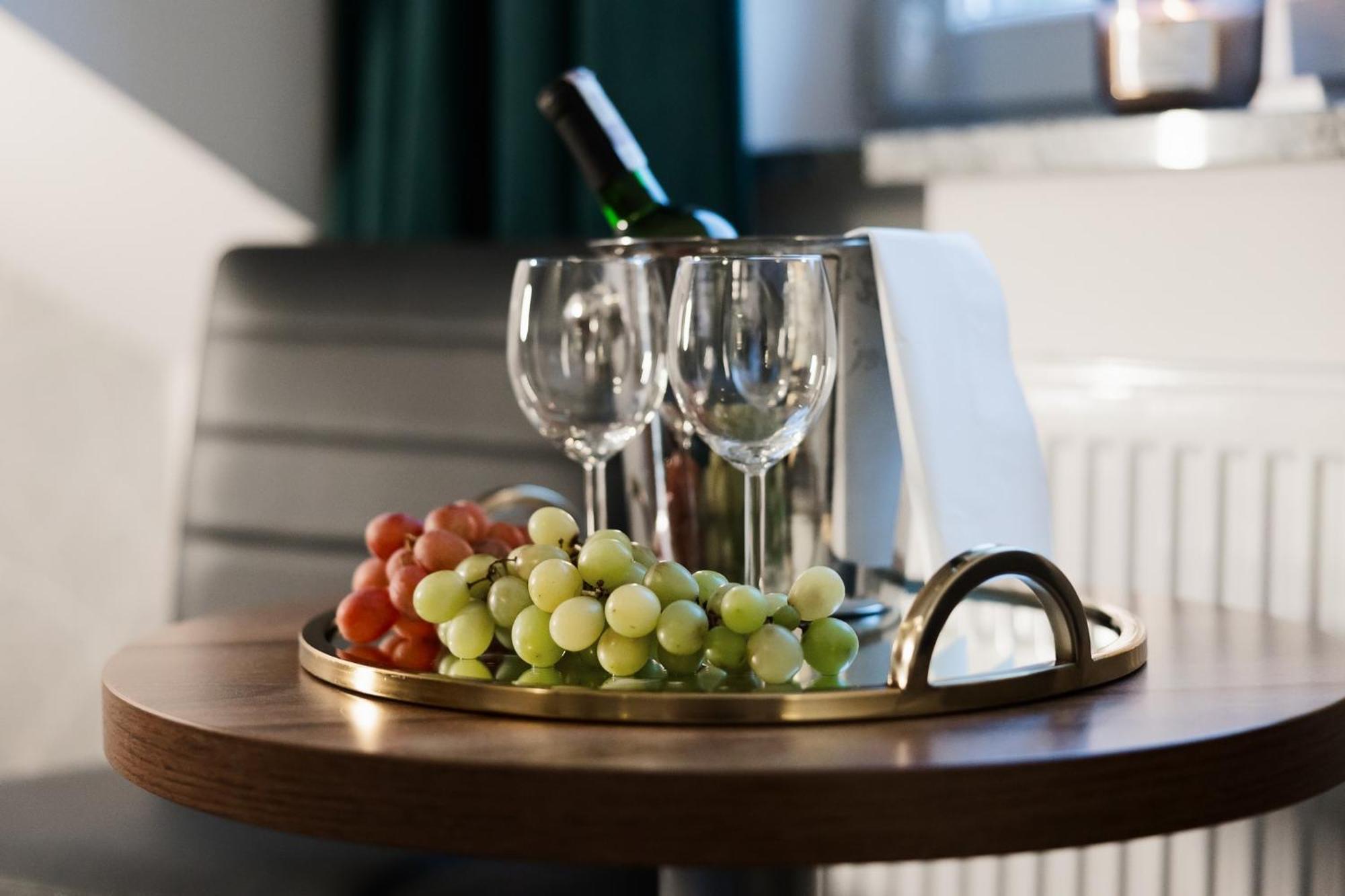 Bed and Breakfast Gosciniec Zacisze I Blisko A2 Dabie-Uniejow I Restauracja Екстер'єр фото