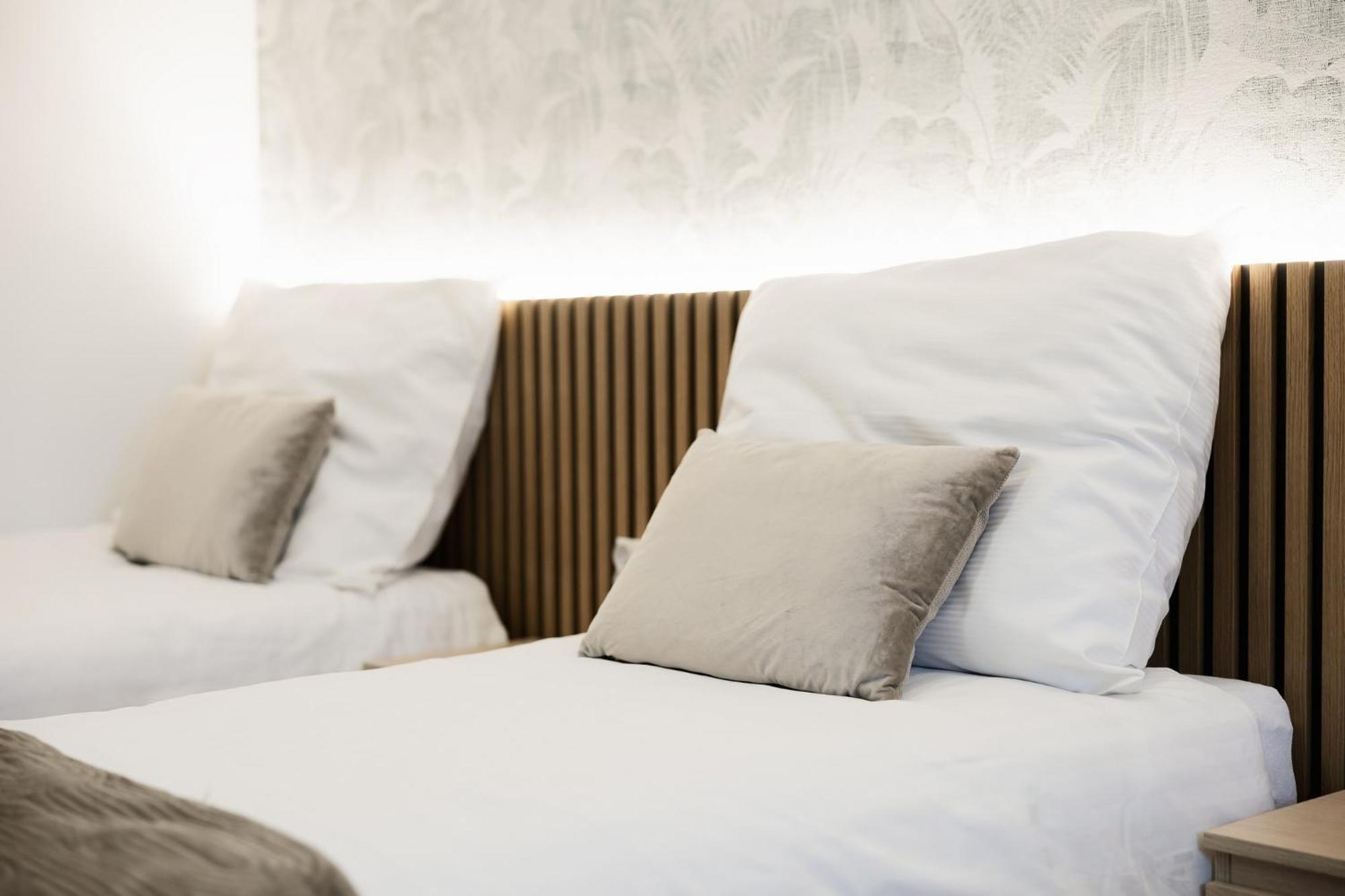 Bed and Breakfast Gosciniec Zacisze I Blisko A2 Dabie-Uniejow I Restauracja Екстер'єр фото