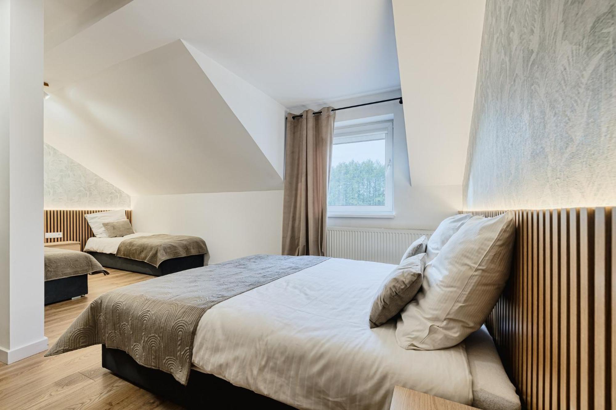 Bed and Breakfast Gosciniec Zacisze I Blisko A2 Dabie-Uniejow I Restauracja Екстер'єр фото